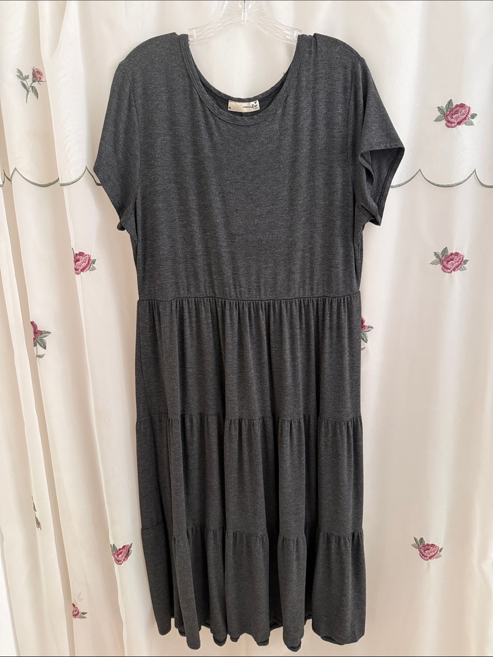 Tiered Short-Sleeve Midi Dress in Charcoal